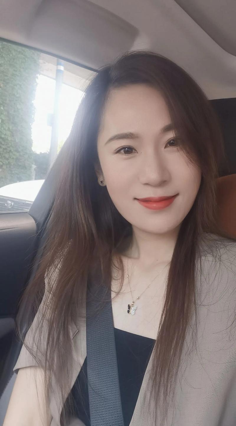 丑女大翻身歌曲 丑女大翻身歌曲片段 丑女大翻身歌曲 丑女大翻身歌曲片段