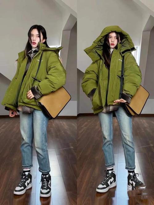 别墅轮换游戏五对情侣