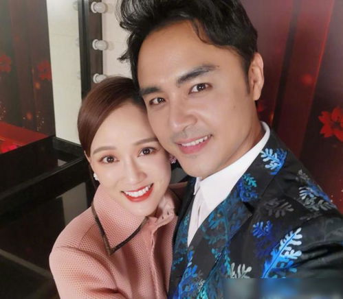 上海外滩江堤关闭 警方劝离滞留游客