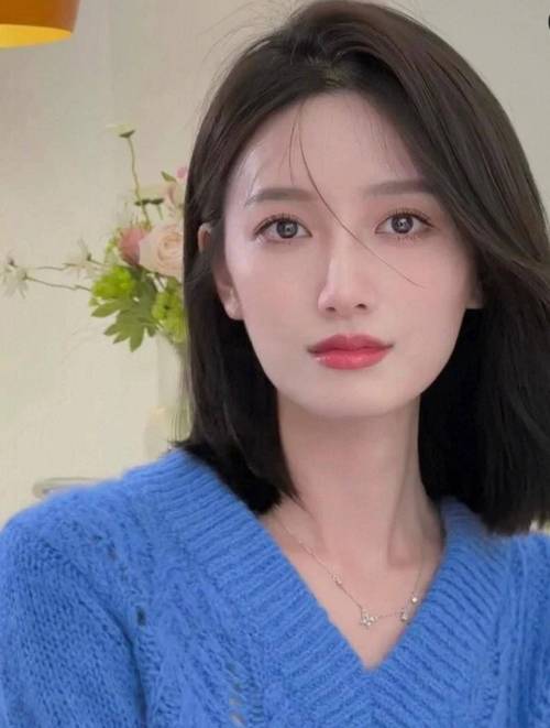 萱草花歌词 萱草花歌词含义 萱草花歌词 萱草花歌词含义